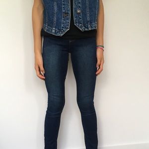 Dark wash jeans (blue denim)